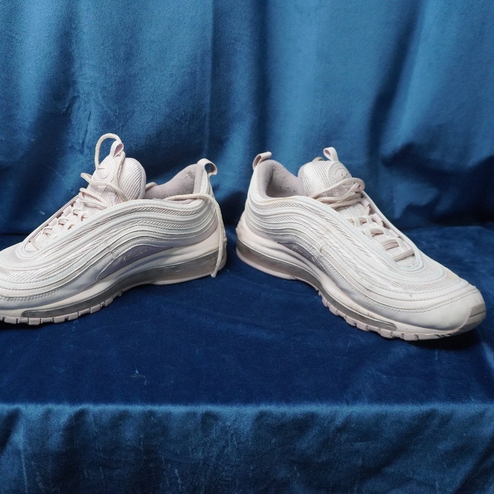 Nike Air Max 97 Barely Rose AR1911-600 Women's Sz 9 Pink Athletic Sneaker - Picture 2 of 5